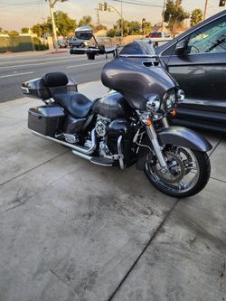 2104 Harley Davidson Street Glide
