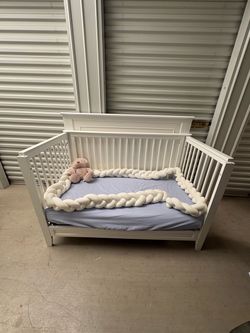 White Convertible Baby Crib with Mattress