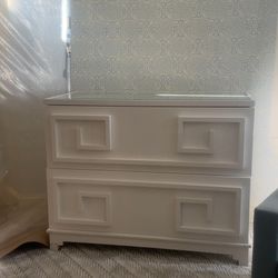 WORLDS AWAY WRENFIELD DRESSER