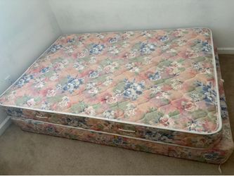 Full size mattress and box