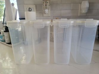 Set of 4 Airtight Cereal & Dry Food Storage Containers (Clear)