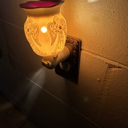 Nice Electric Candle Holder And Light 
