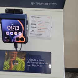 Motorola Razr $99.99 when you switch to Boost Mobile 