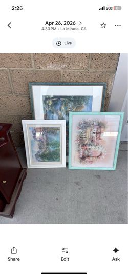 Small pictures that go great in any room.