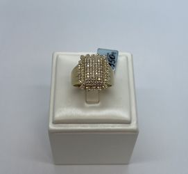 14K GOLD 1.25 CTW DIAMOND MENS RECTANGLE DOME RING. NEW.