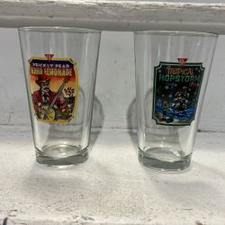 Set Of Glasses 