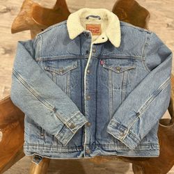 Levi’s Trucker Sherpa Jacket