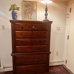 Heirloom Traditions Solid Wood Dresser 6-Drawer - Delivery Extra