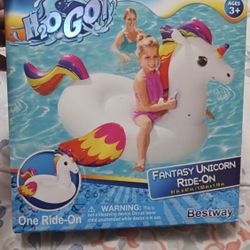 Very Cute Unicorn Pool Float