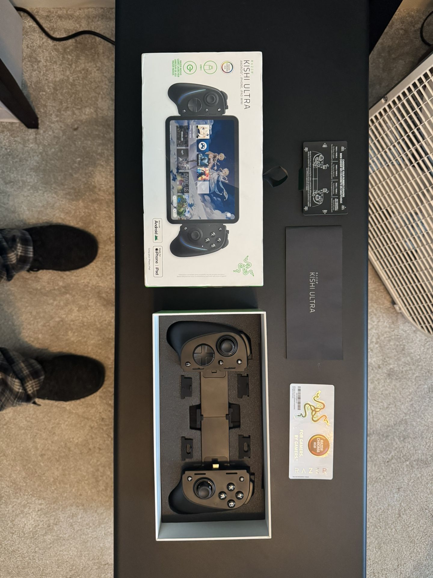 Razer Kishi Ultra Gaming Controller for Android, iPhone 15 & 16 Series, iPad Mini A17 Pro & 6 USB C