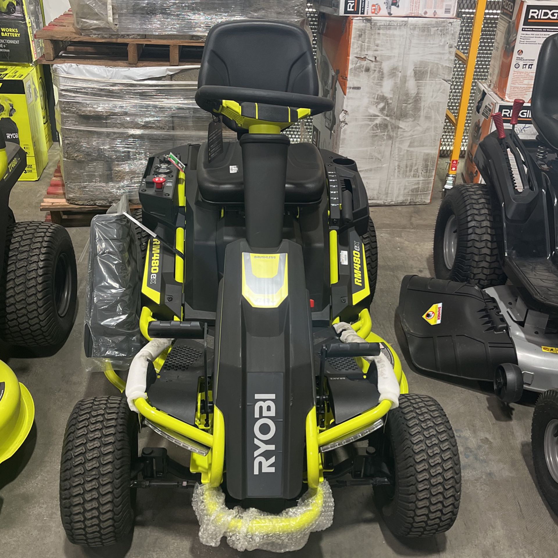 Ryobi 45V Brushless 38 in. 100 Ah Battery Electric Rear Engine Riding Lawn Mower