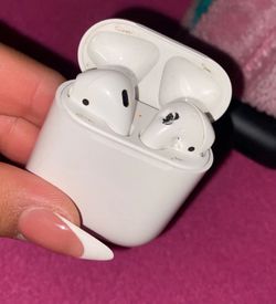 AirPods
