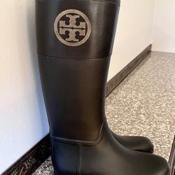 Tory Burch Rubber/Leather Boots, Size 11