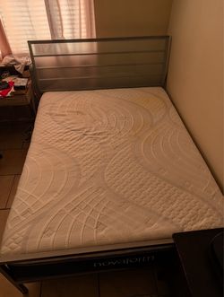 Queen Bed for Sale