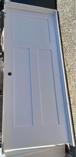 Free 3 Panel door