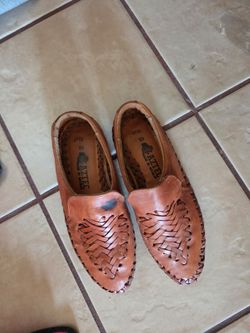 Aztec Men Leather size 10 shoes