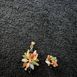 Semi precious Stone Pendant And 1 Earrings