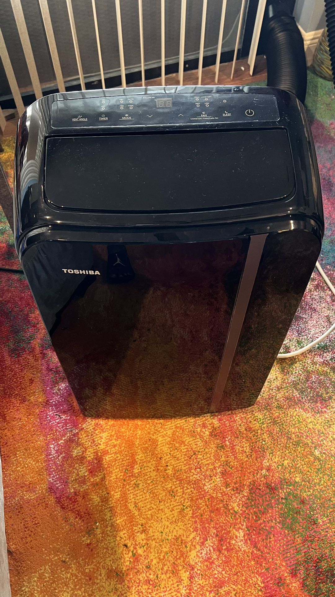 New! Toshiba 10,000 BTU Portable air conditioner