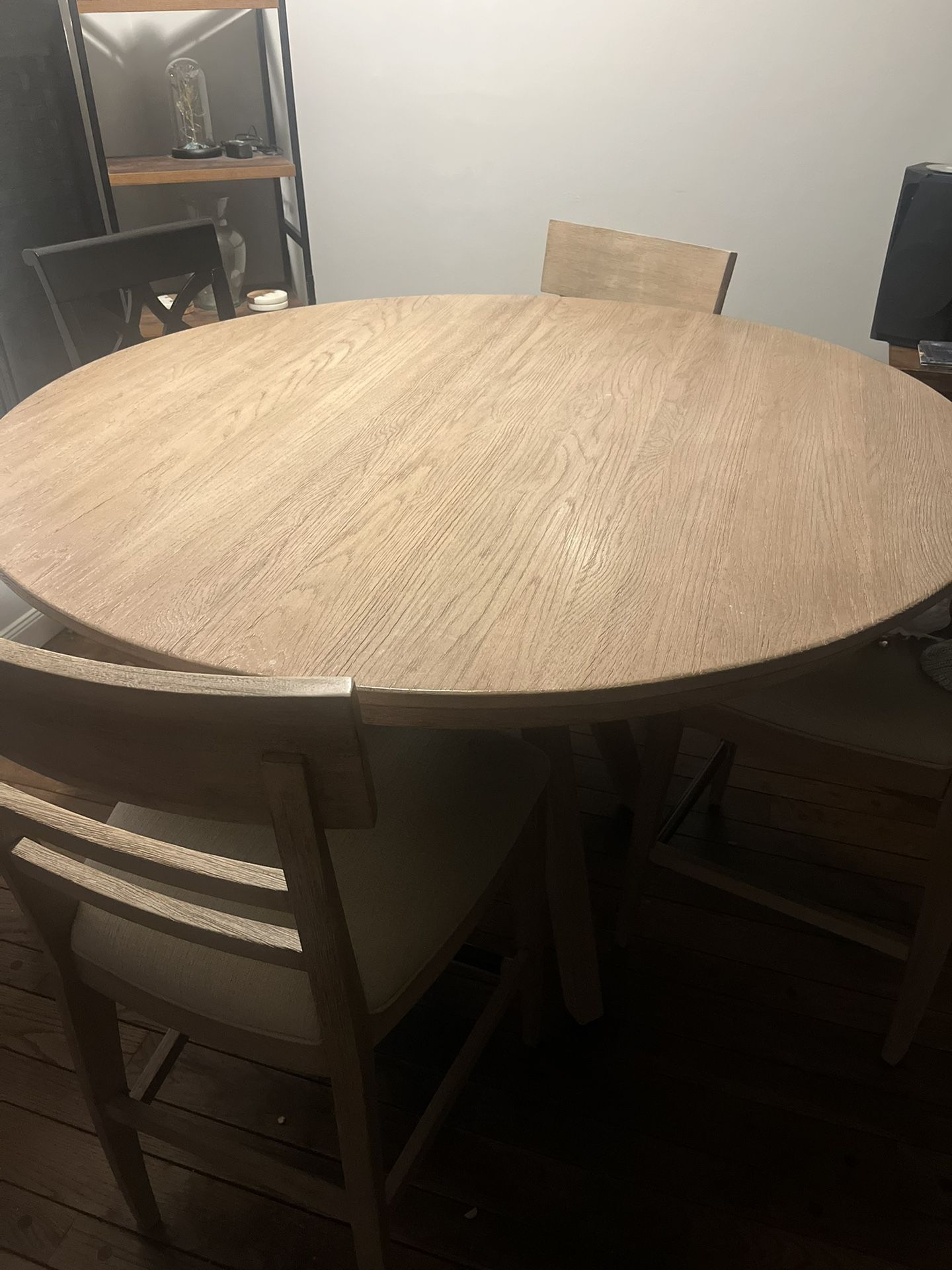 Kitchen/Dining Room Table And Chairs