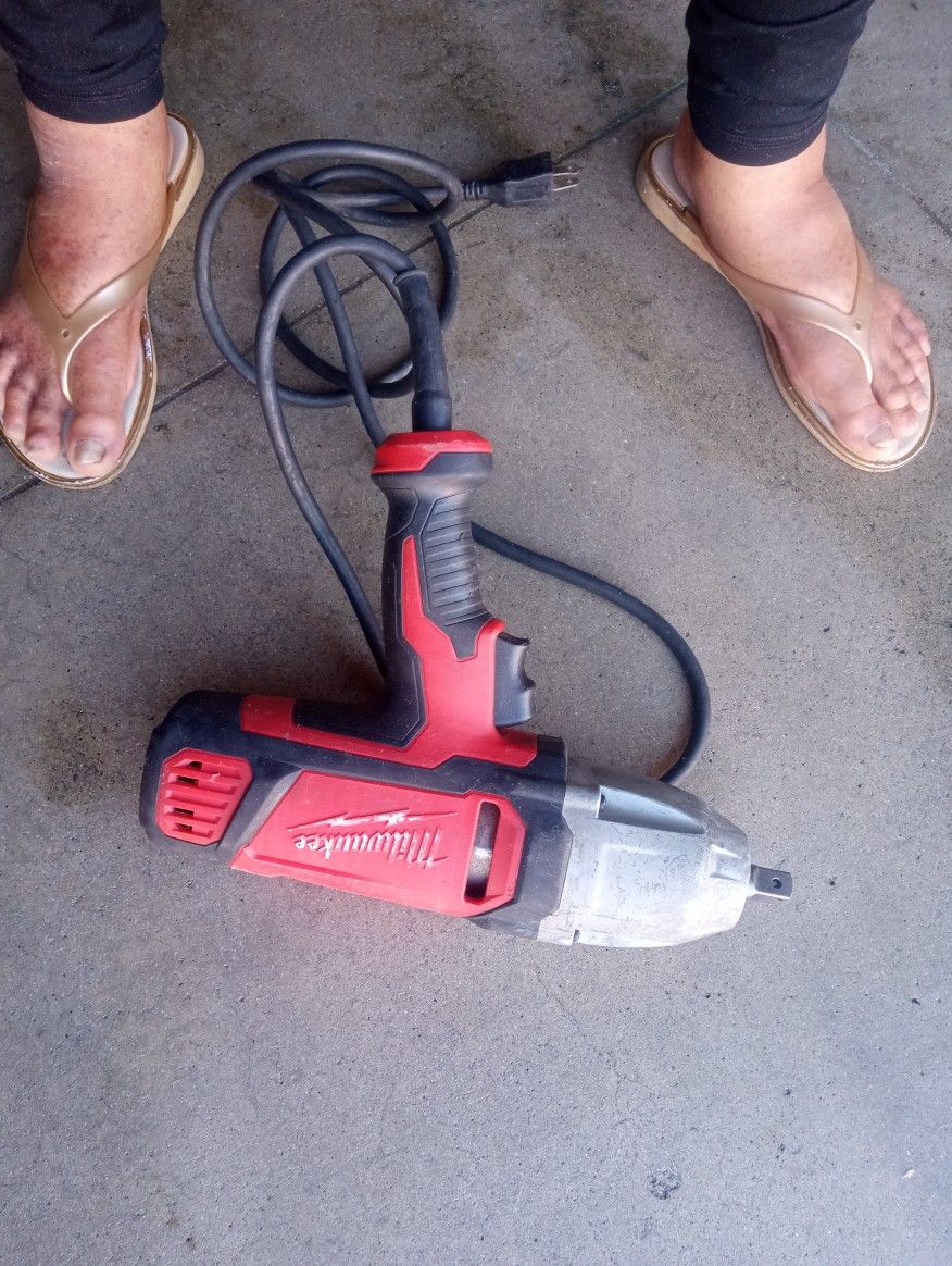 Milwaukee Impact Wrench 1/2