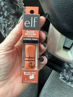 Elf Glow reviver lip oil