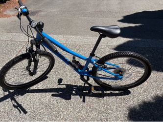 Specialized 24 inch hotrock