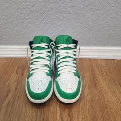  Size 8 Air Jordan 1 Mid Lucky Green 