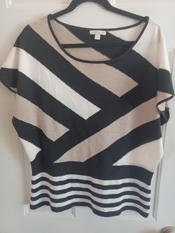 New york & Co Stripe lightweight sweater XL