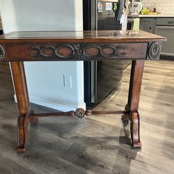 Vintage Looking Entry Table Or Side Table 