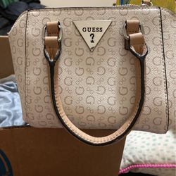 Little Guess  purse