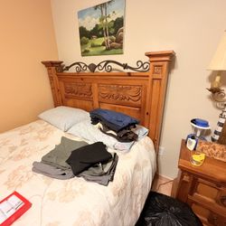 100 % Wood Bedroom Set.  Queen Size Bed Two Night Stand Armor Mattress