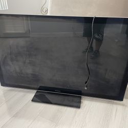 65 Inch Plasma Panasonic