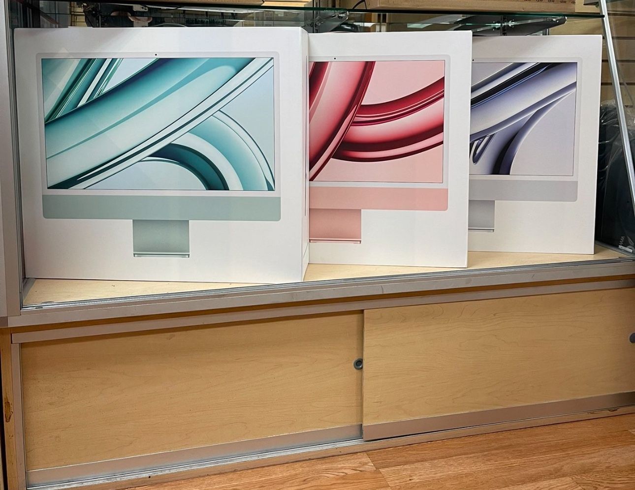 24” Apple iMac All In One M3 Chip 8gb 256gb Latest Model