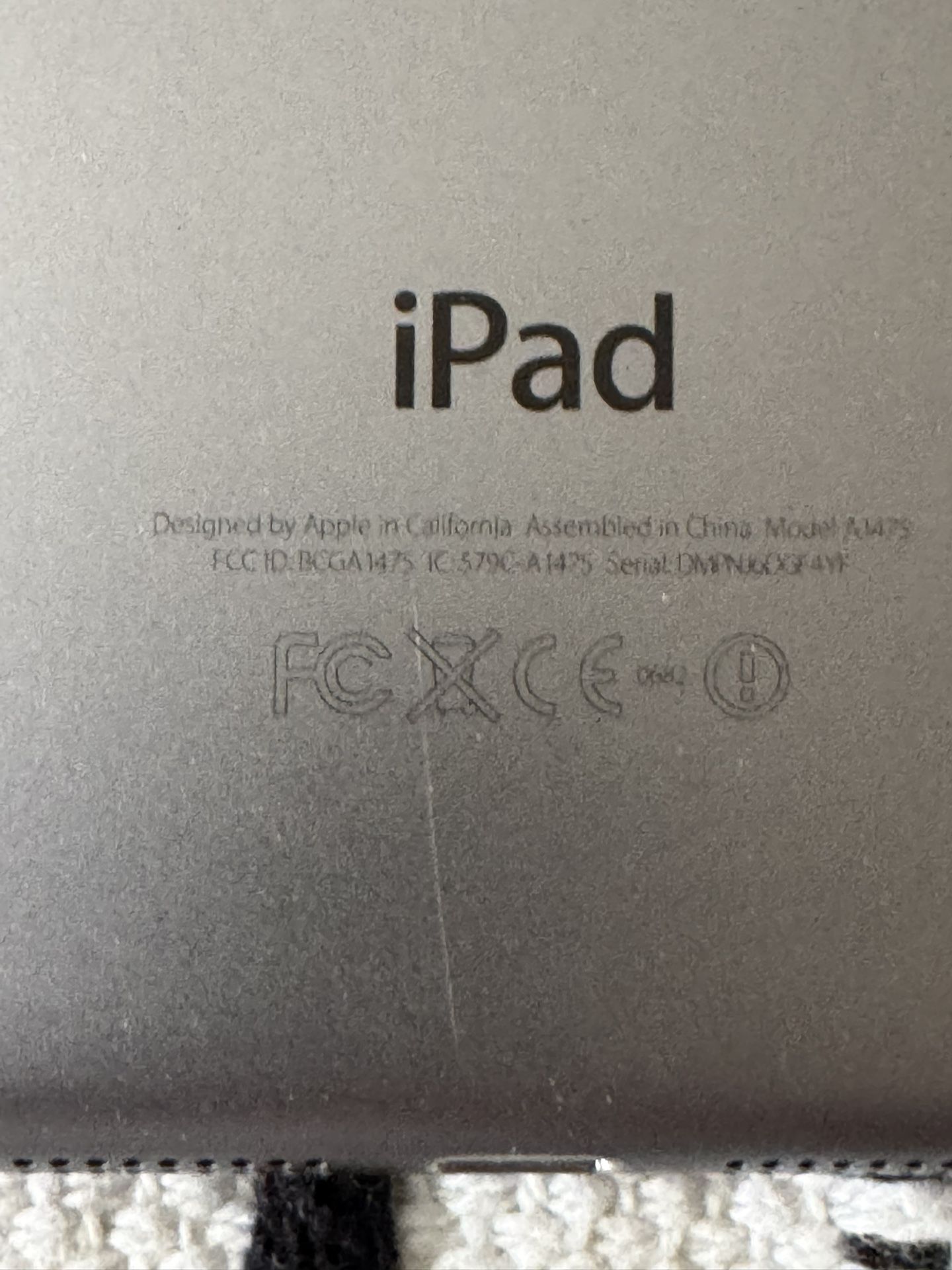1st Generation iPad Air WiFi-Cellular 