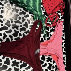 Swimsuits 👙