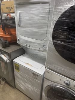 27” GE electric stackable  high efficiency. Like new conditions