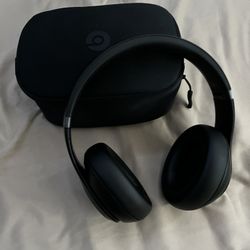 Beats Studio Pro