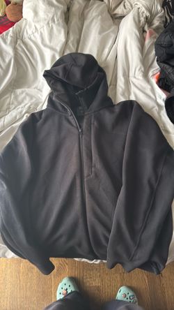 UNIQLO Black Zip Hoodie Size Medium