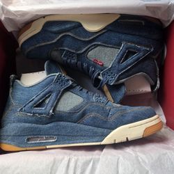 Retro 4 Levis