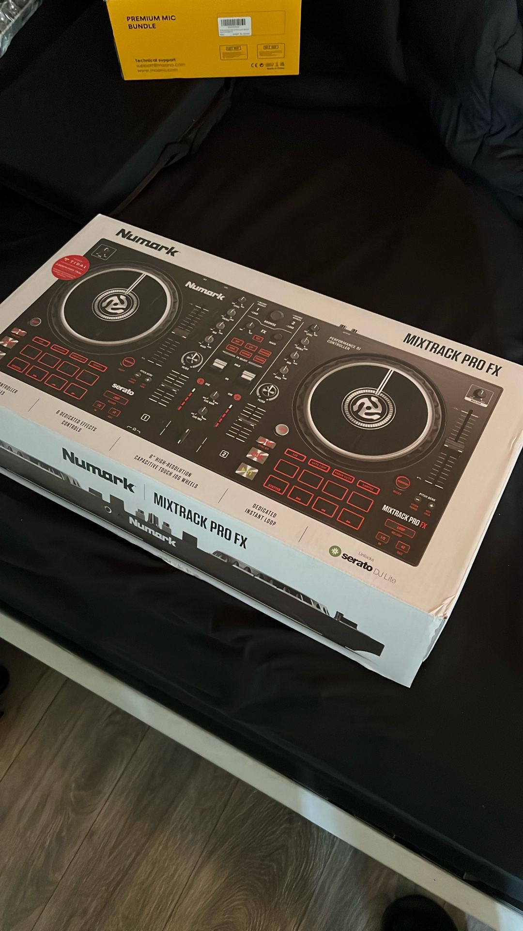 Numark Mixtrack Pro FX (w/ free case)