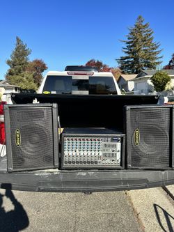 Europower PMP 2000 w/ speakers