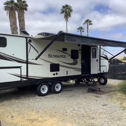 2018 Sundance ( Ultra-lite ) By Heartland ( 291QB ) 