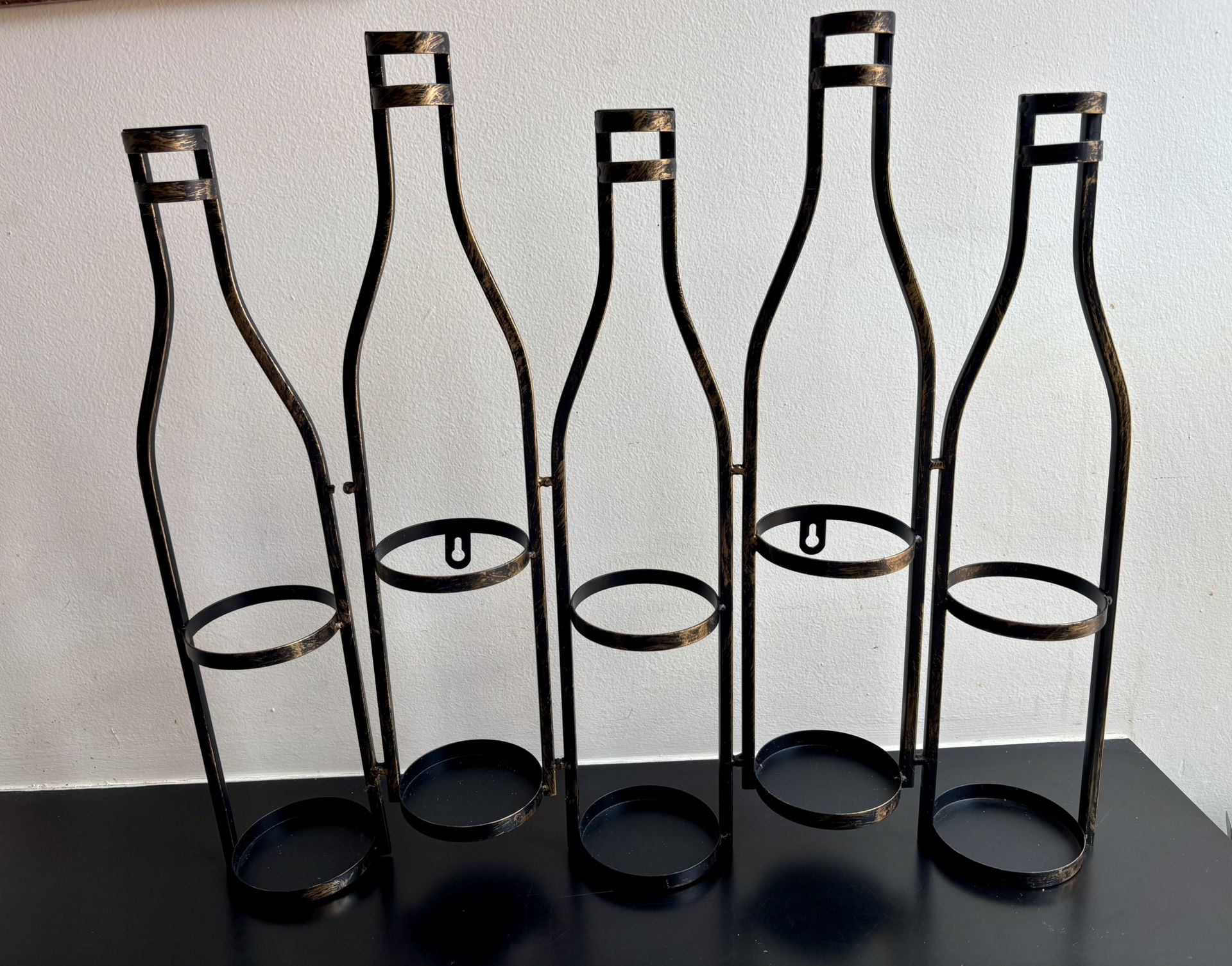 5 Bottles Wall Mounted Wine Rack