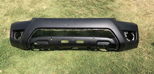 Toyota Tacoma 2012-2015 front bumper