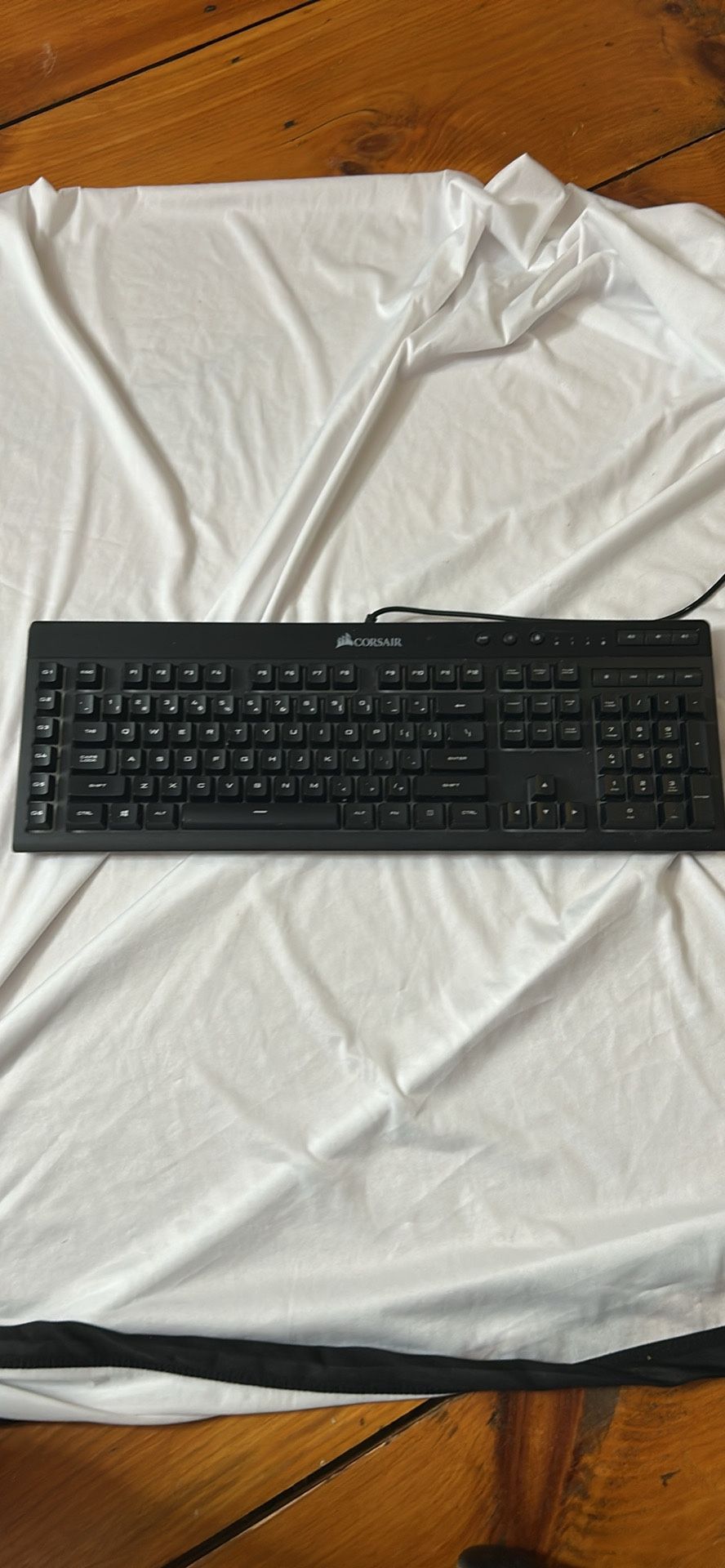 CORSAIR - K55 RGB Pro Full-size Wired keyboard