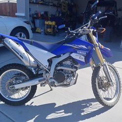 For Sale Yamaha WR250R DUOSPORT street Legal Runs Great Everything Works New Rear Tire