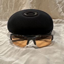 Oakley flak Sunglasses/ Amber Lens 