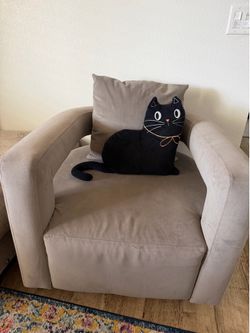 Single sofa