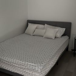 Queen Size Bed With Mattress