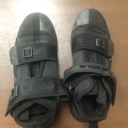 Black Nike Lebron Basketball Shoes Size 5